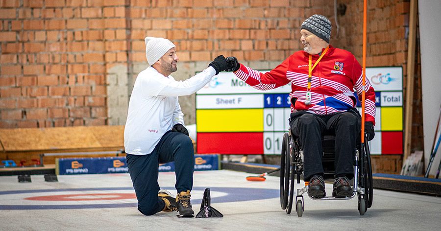 curling stones 2023 3e08100e