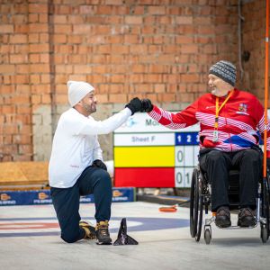 231101 The Curling Stones 120 e0bc00b7